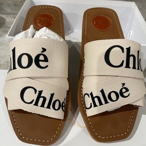 Chloé
Women's Woody Logo Slide Sandals